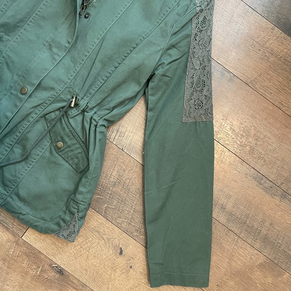 Jacket - Picture 4 of 4